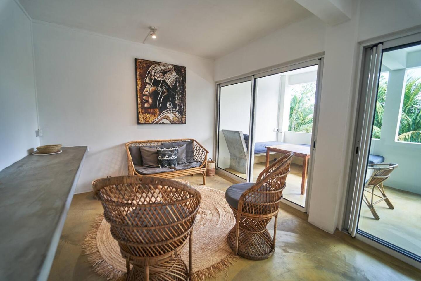 Loukaz -Entire Rental Units W Panoramic Rooftop Coteau Raffin Екстер'єр фото