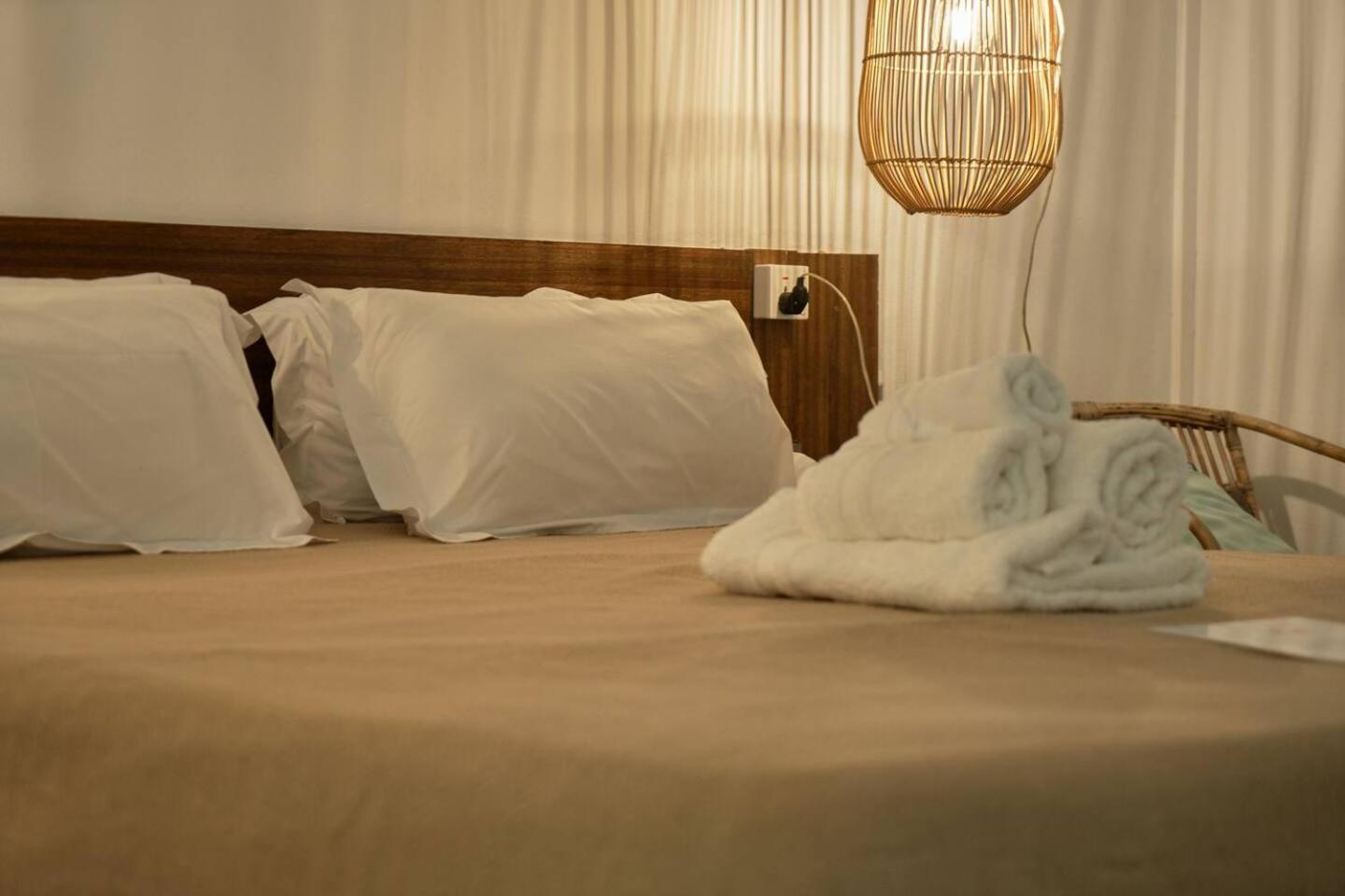 Loukaz -Entire Rental Units W Panoramic Rooftop Coteau Raffin Екстер'єр фото