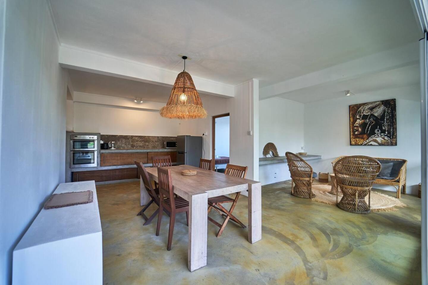 Loukaz -Entire Rental Units W Panoramic Rooftop Coteau Raffin Екстер'єр фото
